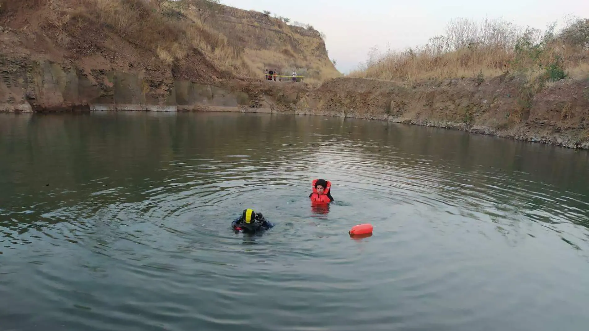 Rescate joven ahogado Tlajomulco